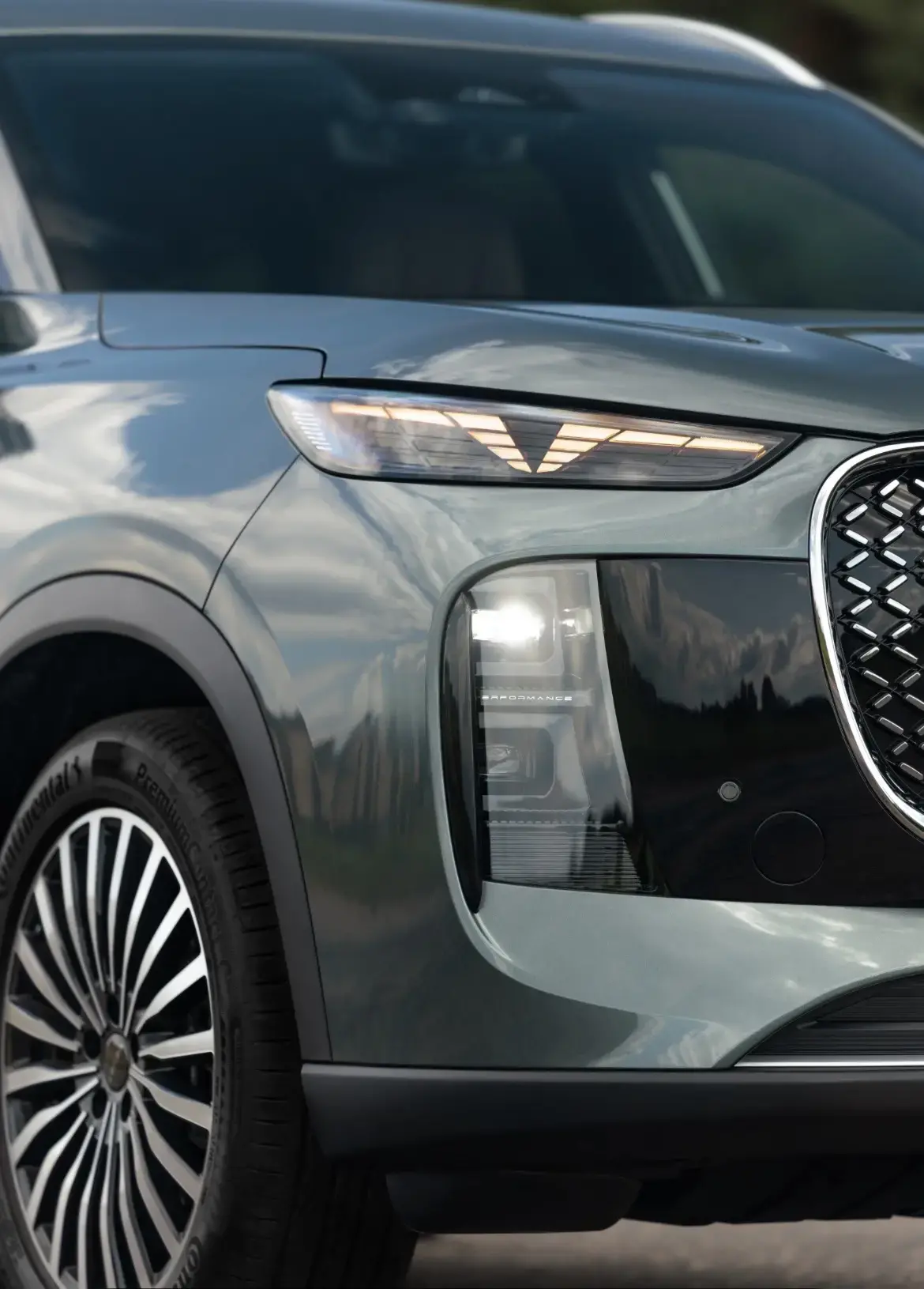 Geely на закате — свобода и загородная жизнь